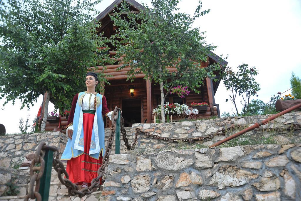 Holiday Home Zoric Nikšić Dış mekan fotoğraf